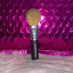 Bare minerals make up brush